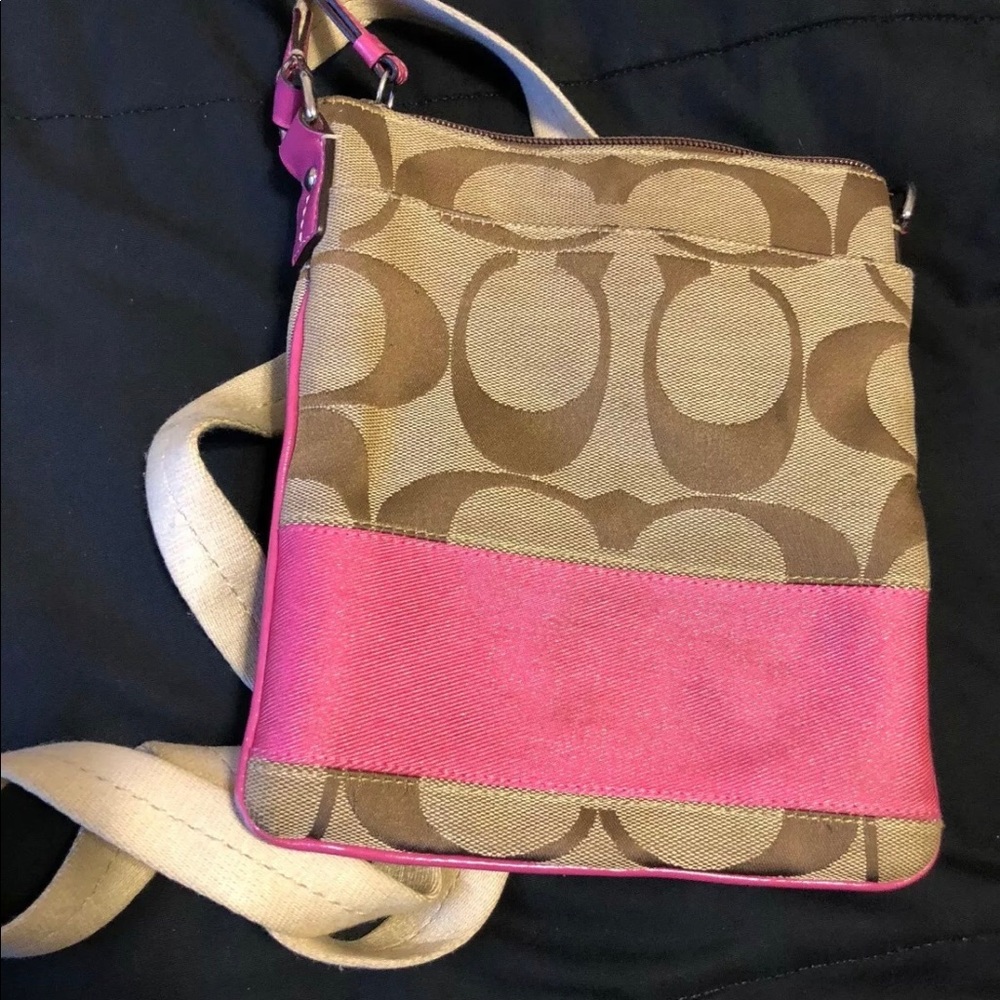 COACH Signature Logo Crossbody Shoulder Bag Pink